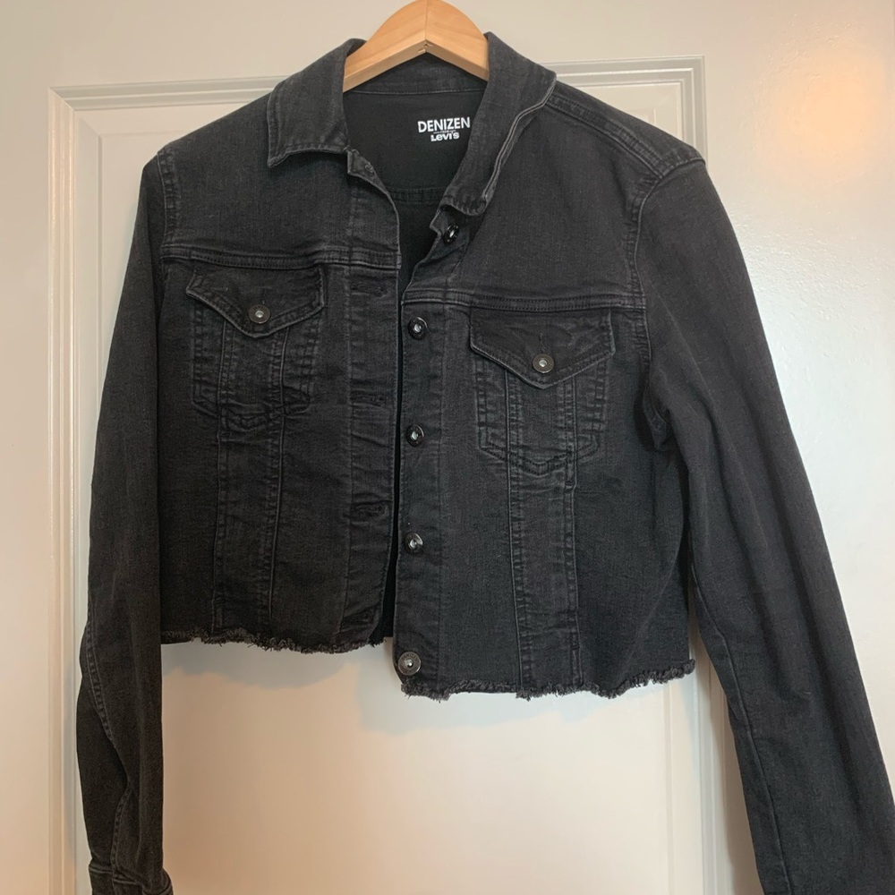 Stretch Crop Denim Jacket